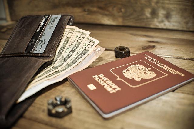 What’s the Best Travel Credit Card? Find Out Which Card Offers the Most Rewards and Perks for Your Next Trip