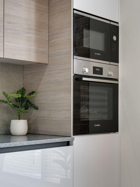 Who Makes the Best Microwave Ovens for Easy, Quick Cooking at Home